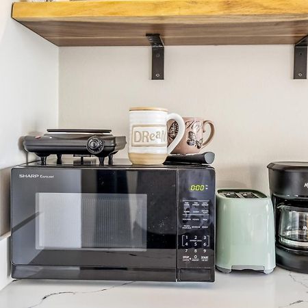 Bright & Cozy Condo Unit With Balcony! Honolulu Ngoại thất bức ảnh