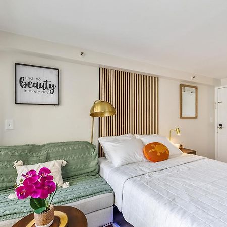 Bright & Cozy Condo Unit With Balcony! Honolulu Ngoại thất bức ảnh