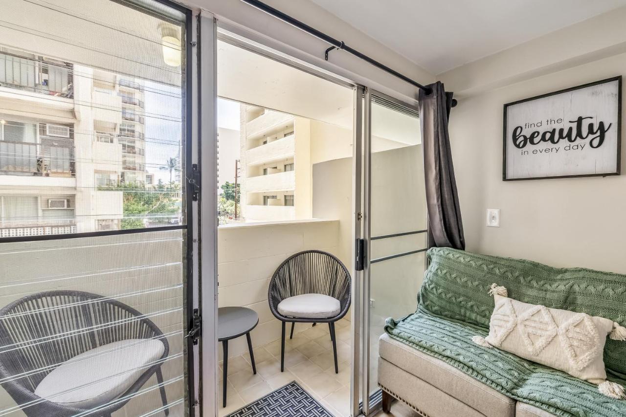 Bright & Cozy Condo Unit With Balcony! Honolulu Ngoại thất bức ảnh