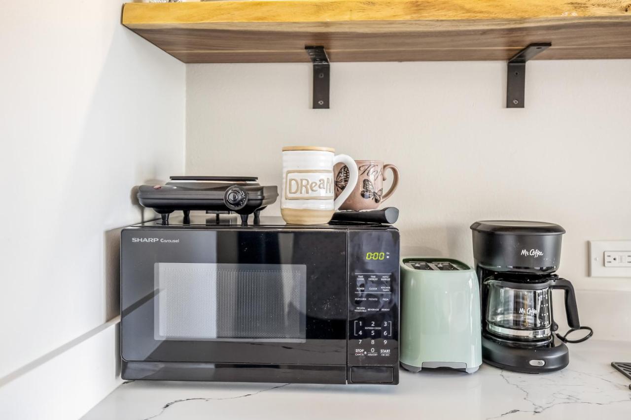 Bright & Cozy Condo Unit With Balcony! Honolulu Ngoại thất bức ảnh