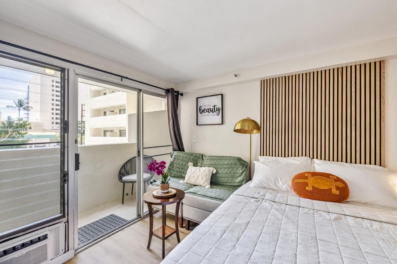 Bright & Cozy Condo Unit With Balcony! Honolulu Ngoại thất bức ảnh