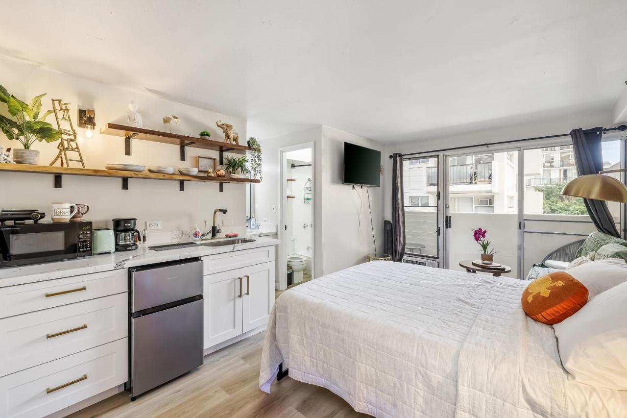 Bright & Cozy Condo Unit With Balcony! Honolulu Ngoại thất bức ảnh